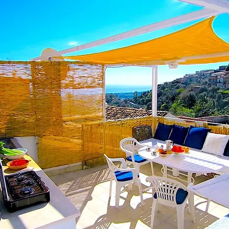 Casa Irene Condoianni